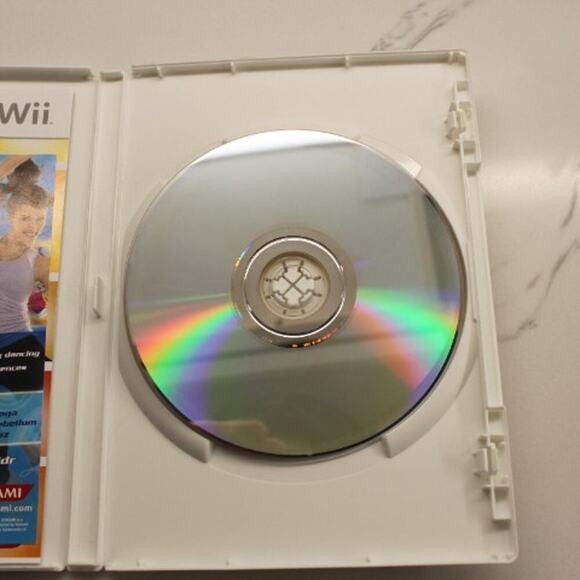 Karaoke Revolution: Glee (Nintendo Wii, 2010) Complete In Box CIB w/ Manual - Picture 4 of 4